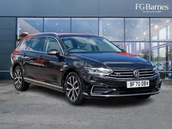 Brown Used 2021 VW Passat GTE Estate | £16,799 (Fair price)
