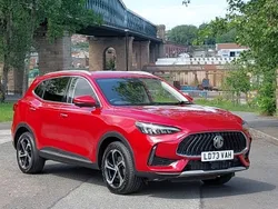 Red Used 2023 MG HS Trophy SUV | £19,998 (Fair price)