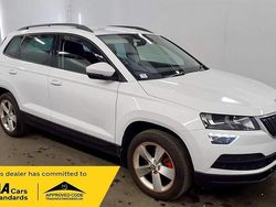 White Used 2018 Skoda Karoq SE SUV | £11,490 (Good price)