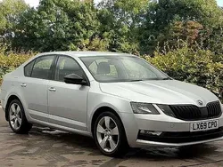 Brilliant silver metallic Used 2019 Skoda Octavia SE Hatchback | £10,990 (Fair price)