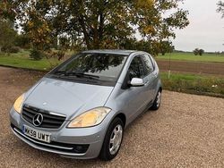 Blue Used 2008 Mercedes A150 Classic Hatchback | £1,991 (Fair price)