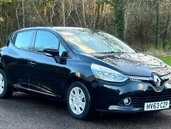 Black Used 2013 Renault Clio IV Dynamique Hatchback | £2,890 (Fair price)
