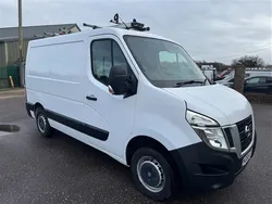 White Used 2019 Nissan NV400 SE Van | £6,995 (Fair price)