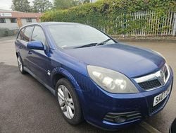 Blue Used 2007 Vauxhall Vectra SRi Estate | £790 (Good price)