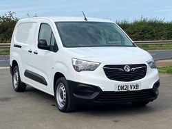White Used 2021 Vauxhall Combo MPV | £7,450 (Good price)