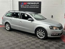 Silver Used 2014 VW Passat Executive Estate | £6,450 (Fair price)
