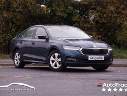 Blue Used 2021 Skoda Octavia SE First Edition Hatchback | £11,999 (Good price)