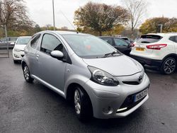 Silver Used 2013 Toyota Aygo Hatchback | £3,395 (Fair price)