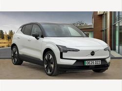 White New 2025 Volvo EX30 Performance SUV | £32,295 (Fair price)