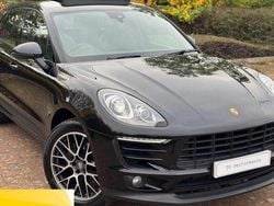 Black Used 2017 Porsche Macan SUV | £28,900 (Fair price)
