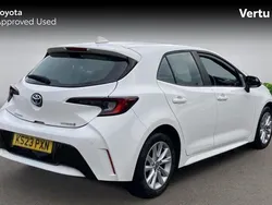 White Used 2023 Toyota Corolla Hatchback | £19,037 (Good price)