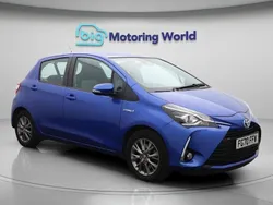 Blue Used 2020 Toyota Yaris Hybrid Hatchback | £13,700 (Good price)