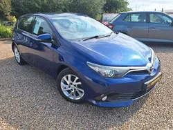 Used 2016 Toyota Auris | £7,250 (Fair price)