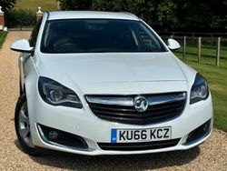 White Used 2017 Vauxhall Insignia SRi Estate | £5,793 (Fair price)