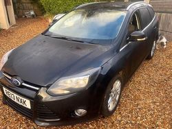 Black Used 2013 Ford Focus Titanium Estate | £2,395 (Fair price)