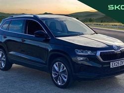Black magic pearl effect Used 2025 Skoda Karoq SE L SUV | £27,334 (Fair price)