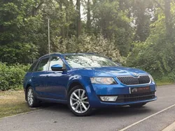 Blue Used 2014 Skoda Octavia Elegance Estate | £4,995 (Expensive)