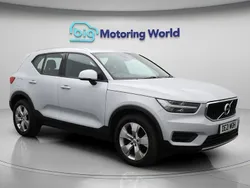 Silver Used 2021 Volvo XC40 Momentum SUV | £17,350 (Fair price)