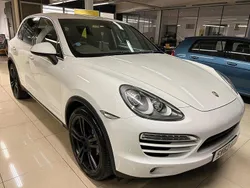 White Used 2013 Porsche Cayenne SUV | £13,490 (Super price)