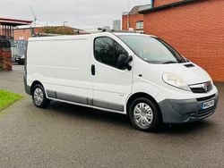 White Used 2012 Vauxhall Vivaro Van | £3,150 (Good price)