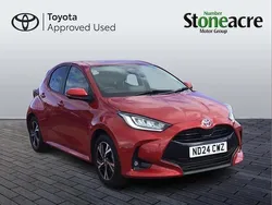 Red Used 2024 Toyota Yaris Hybrid Design Hatchback | £19,000 (Fair price)