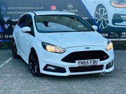 White Used 2015 Ford Focus ST Hatchback | £7,700 (Good price)