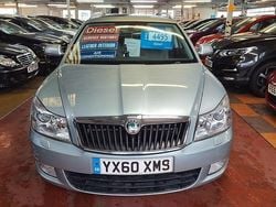 Green Used 2010 Skoda Octavia Estate | £3,695 (A bit pricey)