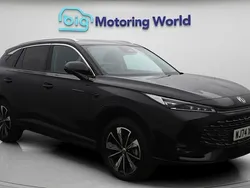 Used 2024 MG HS SE SUV | £20,500 (Expensive)