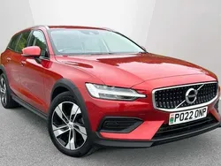 Used 2022 Volvo V60 CC Estate | £32,950 (Expensive)