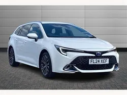 White Used 2024 Toyota Corolla Design Estate | £24,495 (Fair price)
