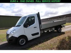 White Used 2017 Renault Master Business Van | £12,990 (A bit pricey)