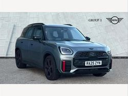 Green Used 2025 Mini Countryman Sport SUV | £34,995 (Fair price)
