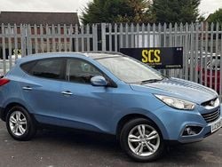 Blue Used 2013 Hyundai ix35 Premium SUV | £3,695 (Good price)