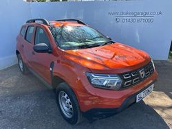 Orange Used 2022 Dacia Duster Essentiel SUV | £10,690 (Fair price)