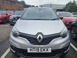 Black Used 2019 Renault Captur Iconic SUV | £10,000 (Fair price)