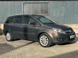 Grey Used 2014 Vauxhall Zafira Design Edition MPV | £3,590 (Fair price)