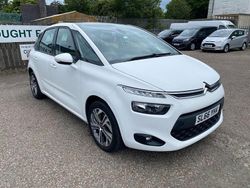 White Used 2016 Citroën C4 Picasso SELECTION MPV | £6,995 (Fair price)