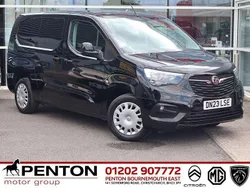 Black Used 2023 Vauxhall Combo S MPV | £12,990 (A bit pricey)