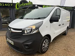 White Used 2014 Vauxhall Vivaro Van | £5,995 (Fair price)