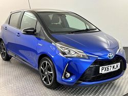 Used 2017 Toyota Yaris Hybrid Design | £12,065 (Fair price)
