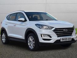 White Used 2019 Hyundai Tucson SE SUV | £11,995 (Fair price)