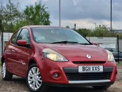 Red Used 2011 Renault Clio II Dynamique Hatchback | £995 (Super price)