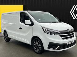 New 2025 Renault Trafic Van | £22,900