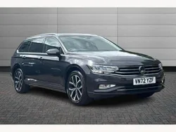 Manganese grey Used 2022 VW Passat SEL Estate | £19,790 (Fair price)