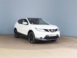 White Used 2017 Nissan Qashqai S SUV | £8,995 (Fair price)