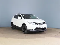 White Used 2017 Nissan Qashqai S SUV | £8,995 (Fair price)