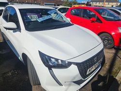 White Used 2020 Peugeot 208 Allure Hatchback | £6,999 (Super price)