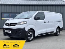 White Used 2022 Vauxhall Vivaro S Van | £9,450 (Good price)