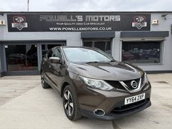 Beige Used 2015 Nissan Qashqai N-TEC SUV | £6,495 (Fair price)