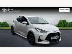 White Used 2022 Toyota Yaris Hybrid Design Hatchback | £16,925 (Fair price)